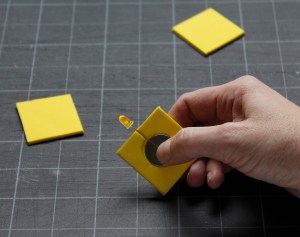 OK, it's hard to tell, given the lighting, but the bulb is on. I swear!